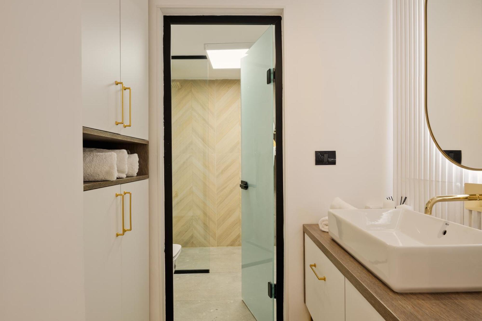Royal - Luxury Apartment B - Old City - Victoriei Bukares Bagian luar foto